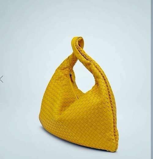 Bottega Veneta Nappa Hobo Lambskin Bag 5091 yellow